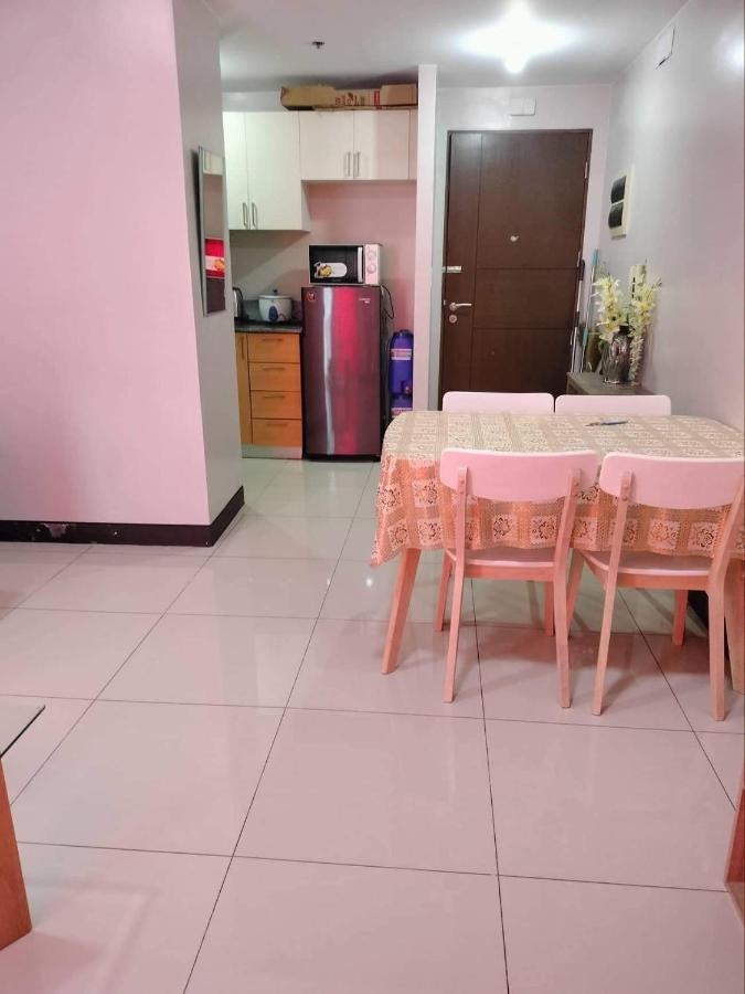 Cubao Manhattanheights Unit 7Ef Tower B, 1Br Manila Exterior photo