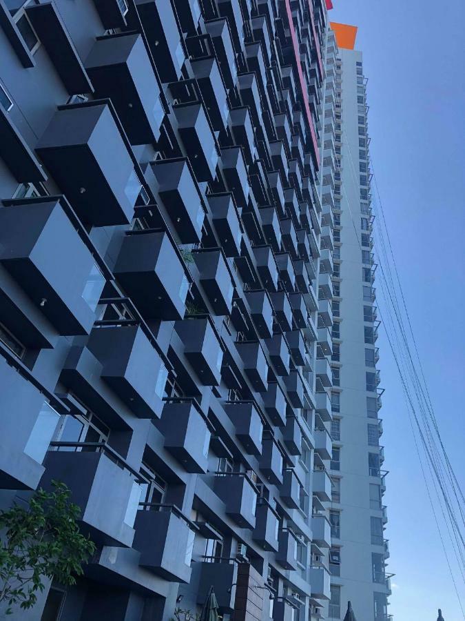 Cubao Manhattanheights Unit 7Ef Tower B, 1Br Manila Exterior photo