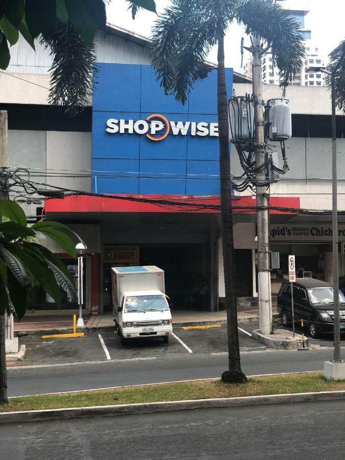 Cubao Manhattanheights Unit 7Ef Tower B, 1Br Manila Exterior photo