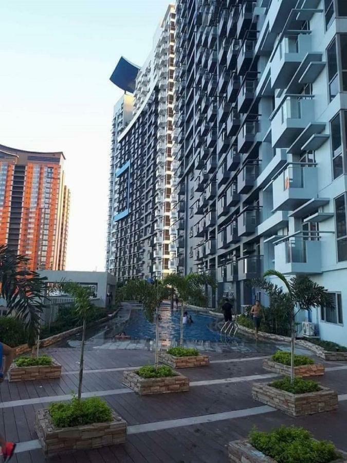 Cubao Manhattanheights Unit 7Ef Tower B, 1Br Manila Exterior photo
